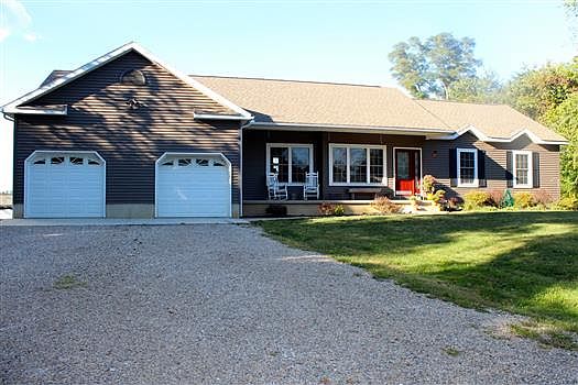 1st image of 331 Oak Ln