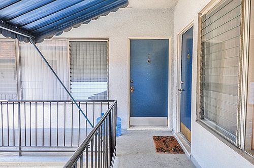 4th image of 1115 Highland Oaks Dr APT 8