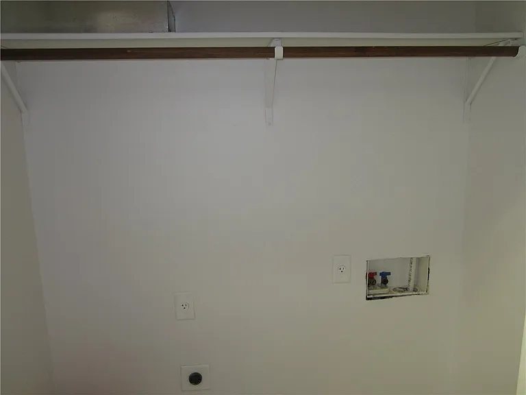306 Fairway Dr — Photo 11