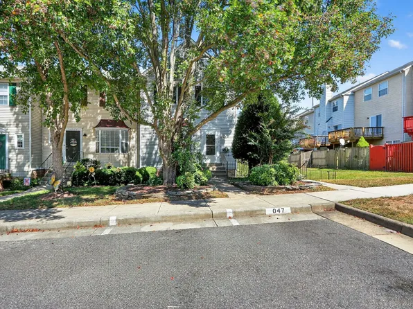 16329 Taconic Cir, Dumfries, VA 22025