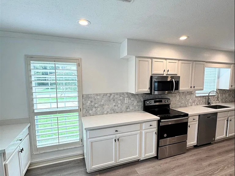 3019 Keats Dr — Photo 8