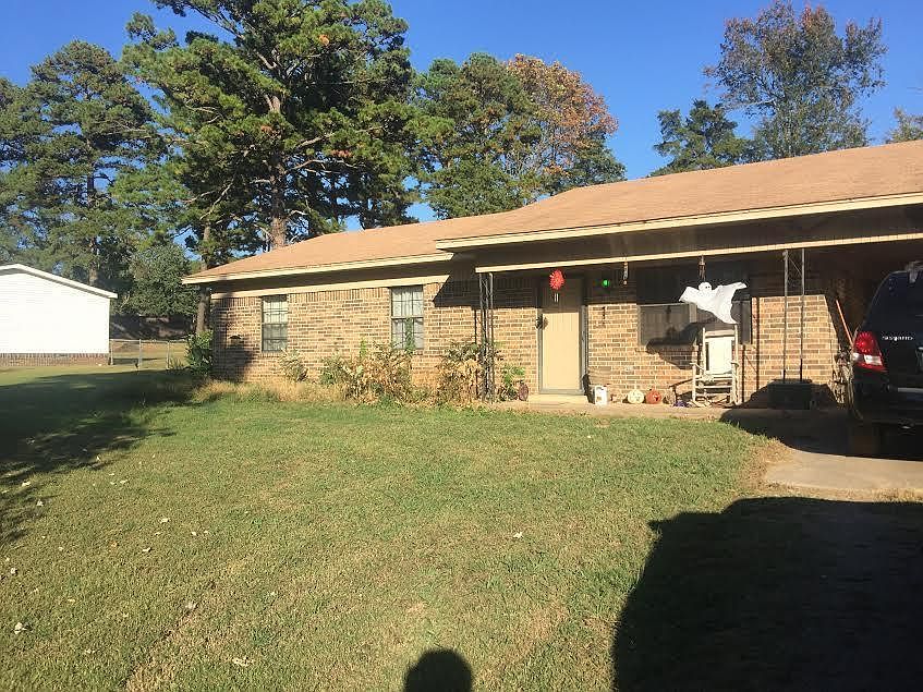2nd image of 12 Queens Ct