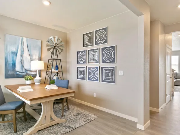 820 N Clubview St, Watkins, CO 80137