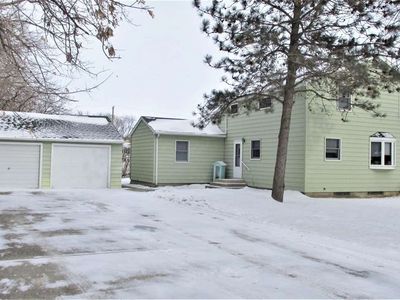 216 14th St SW, Rugby, ND, 58368