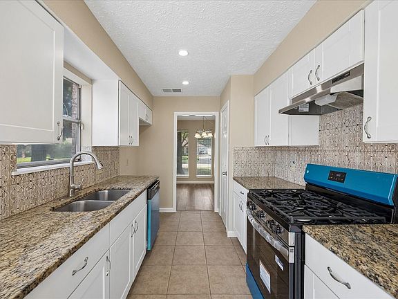 3rd image of 21314 Park Villa Dr