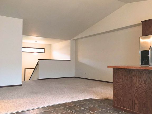 4th image of 1224 S Beach Way