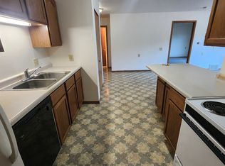 2773 County Highway Oo #2, Chippewa Falls, WI 54729