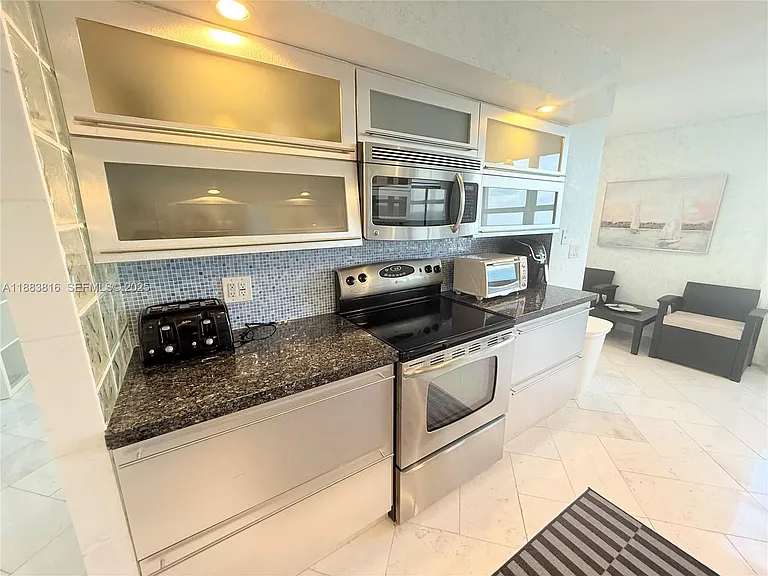 2751 S Ocean Dr #1204S — Photo 94