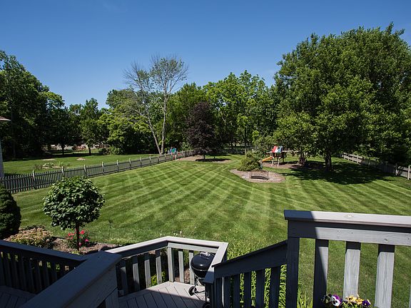 2nd image of 585 Towncrest Dr