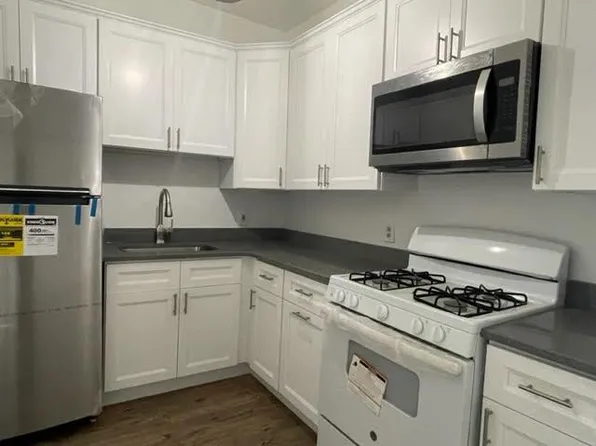 2661 Main St APT 3, Lawrence Township, NJ 08648