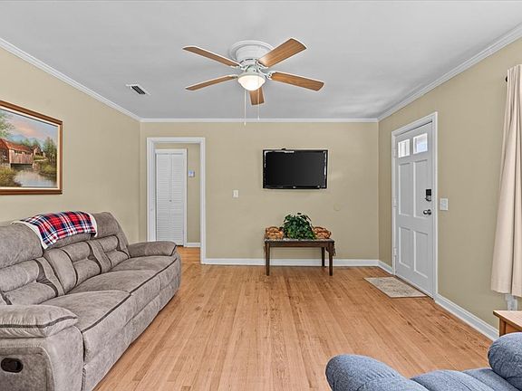 5th image of 700 N Herring St