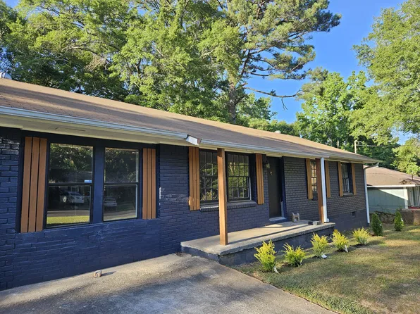 8224 Sussex Dr, Jonesboro, GA 30238