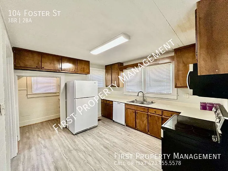 104 Foster St — Photo 18