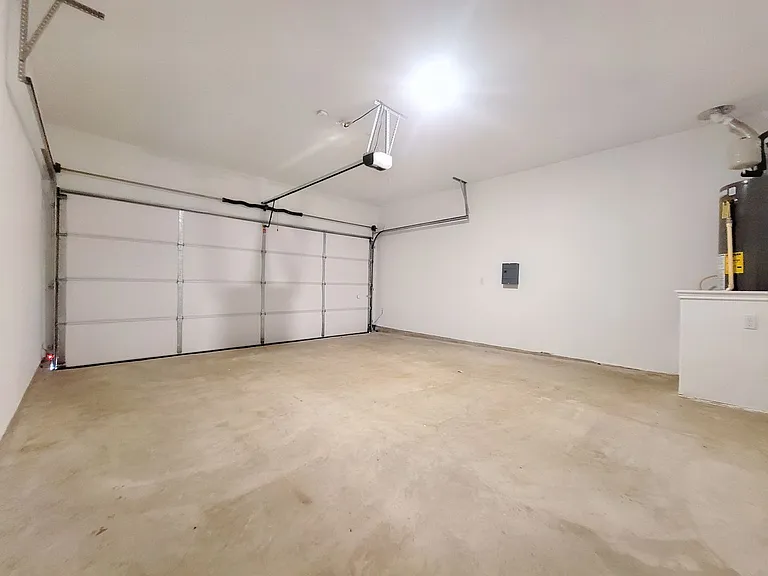 7232 Dancing Wind Ln — Photo 24