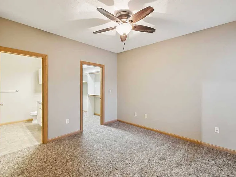 Stone Ridge Estates Apartments & Duplexes — Photo 123