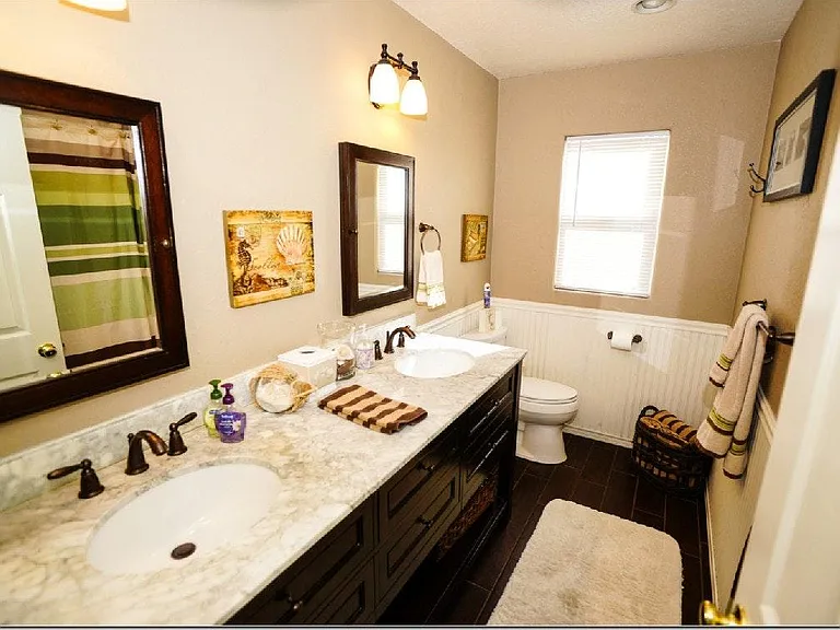 Bathroom 2