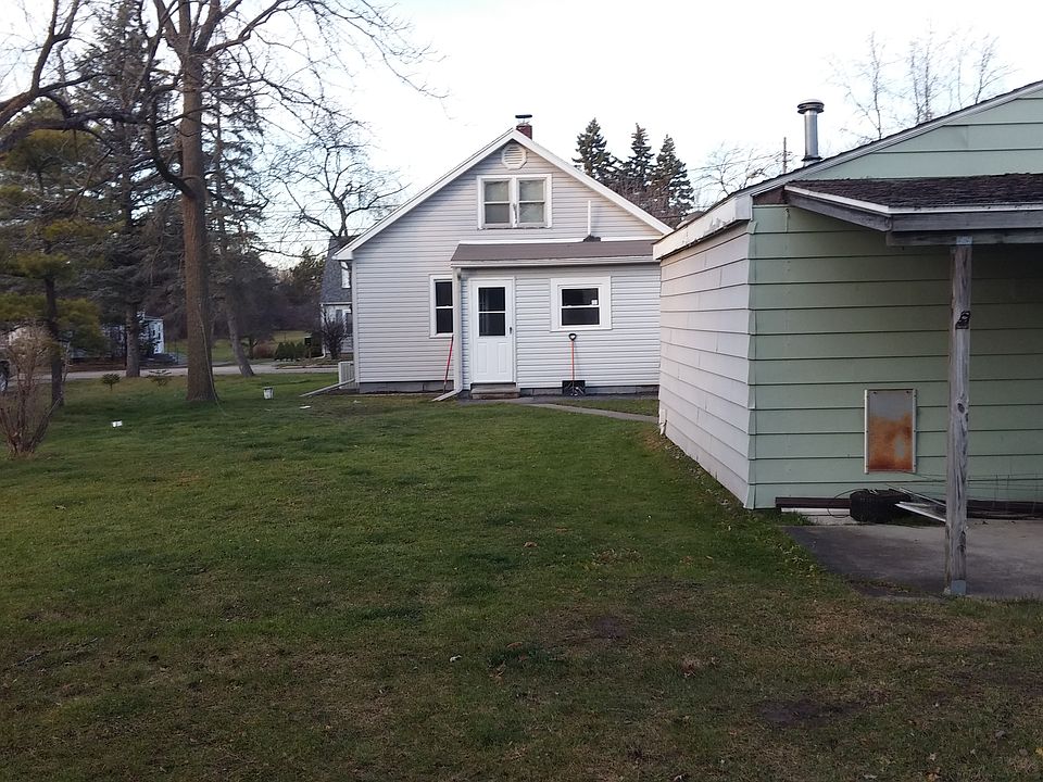 2nd image of 1102 Rowland St