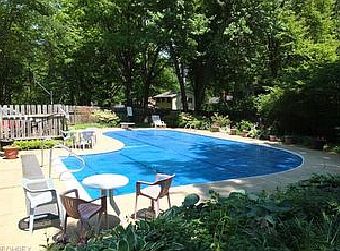 1st image of 235 Circle Dr