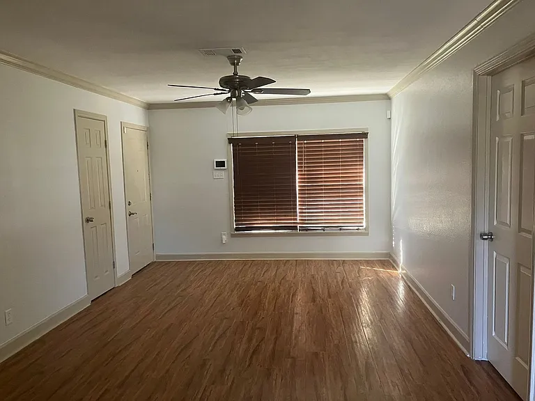 517 Windswept Dr — Photo 5
