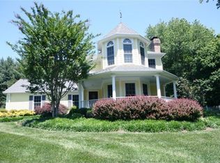 11152 Rich Meadow Dr, Great Falls, VA 22066