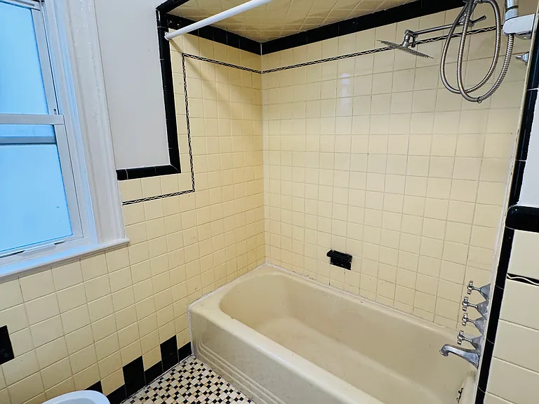 Harrison Pl — Photo 5