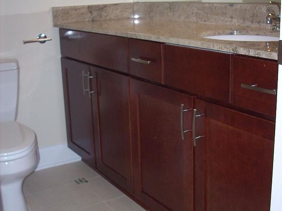 5th image of 1401 W Altgeld St #1K