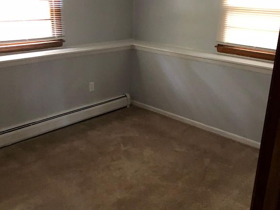 5th image of 75 Davis Ave APT 5