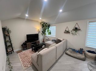 560 Springer Ave, Burnaby, BC