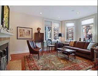 3rd image of 3141 N Clifton Ave