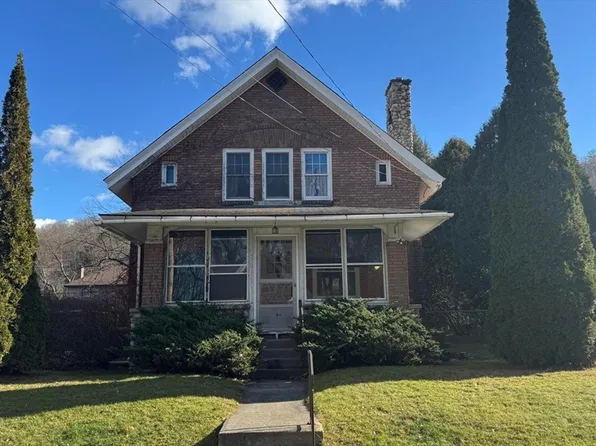 84 Notch Rd, North Adams, MA 01247