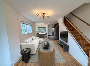 1300 Dexter Ter SE, Washington, DC 20020