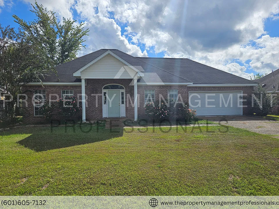 218 Holmar Dr