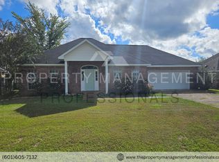 218 Holmar Dr, Brandon, MS 39047