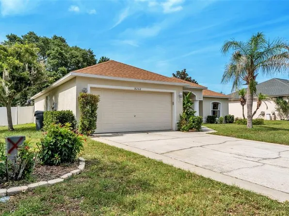 8202 Westmont Terrace Dr, Lakeland, FL 33810