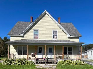 24 Pearl St, Graniteville, VT 05654