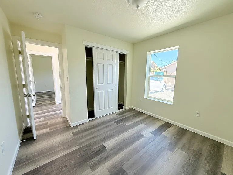 515 Union Ave — Photo 23