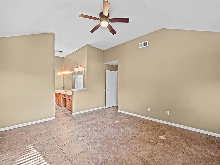 22018 Silver Lode Dr — Photo 17