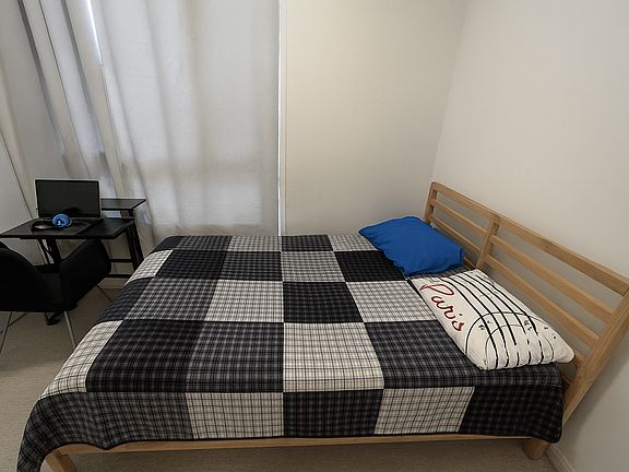 Bedroom A: $1,030 Private room with Queen sized bed