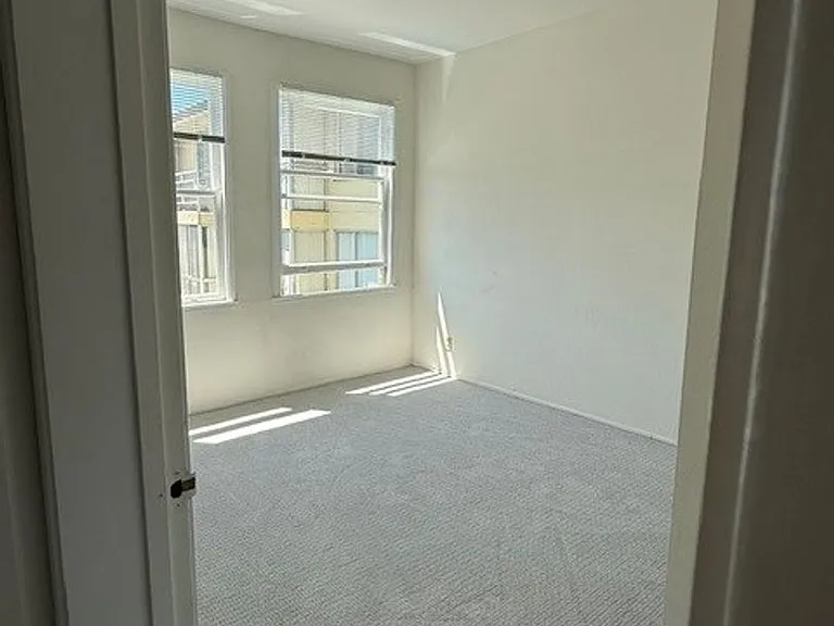 1666 Gough St #1777 — Photo 5