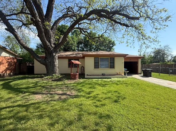 6121 Walnut Dr