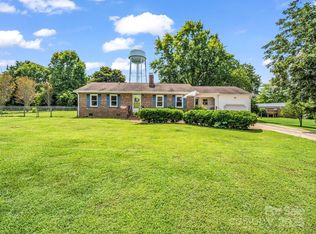 2551 Robinette Rd, Maiden, NC 28650