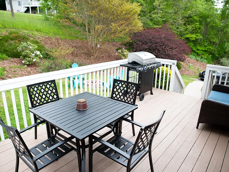 18 Pine Tops Dr — Photo 24