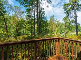 7018 Cliff Ave SW, Longbranch, WA 98351