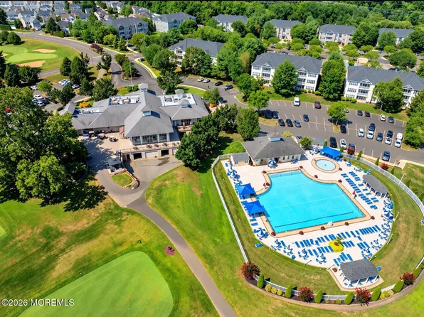 378 Saint Andrews Place #378, Manalapan, NJ 07726