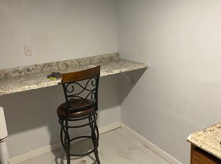 9 Weather Oak Hill Rd, New Windsor, NY 12553