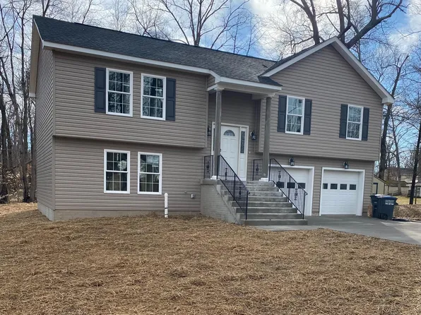 7805 Pine St, Manassas, VA 20111