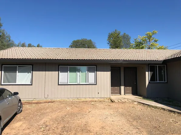 2080 Rosamond St APT 2, Shasta Lake, CA 96019