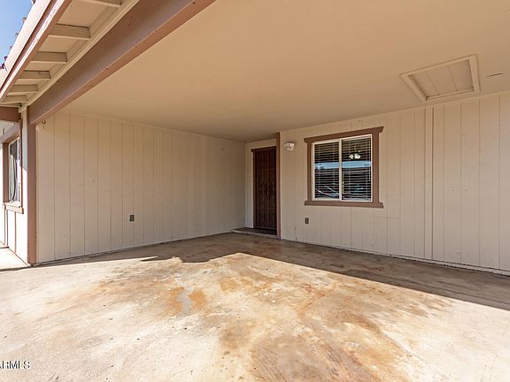 5th image of 2528 N 60TH Avenue
