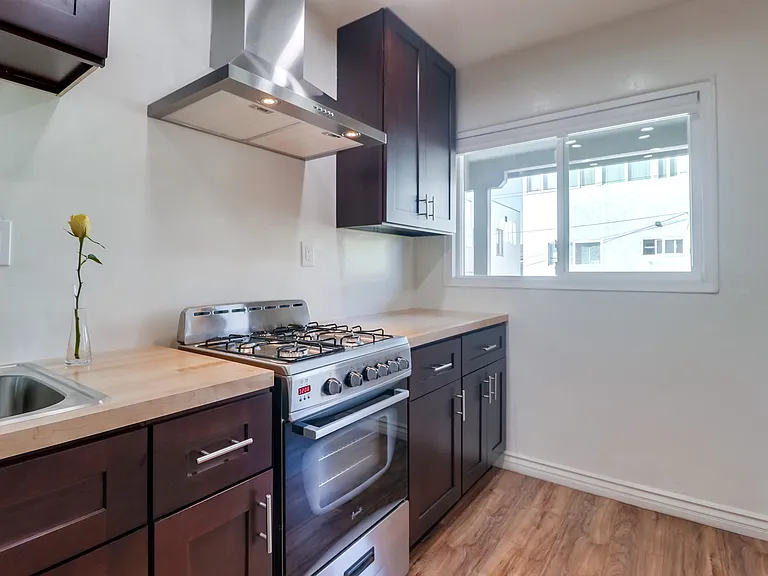 3600 Mission Blvd #13 — Photo 15