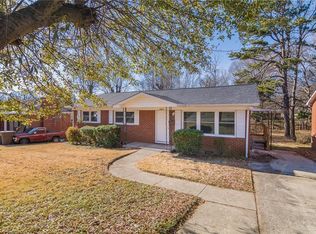 1412 Avalon Rd, Greensboro, NC 27401